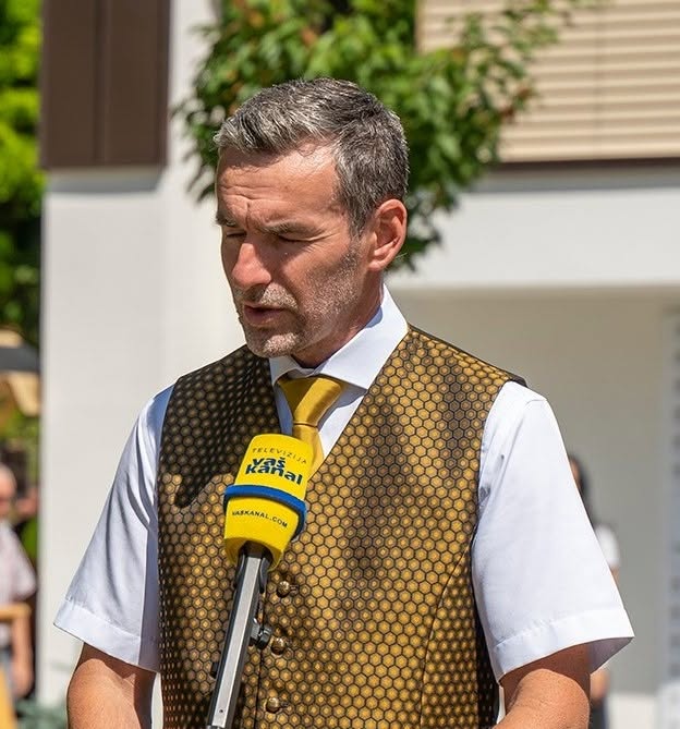 Anton Urek, ustanovitelj Tonko